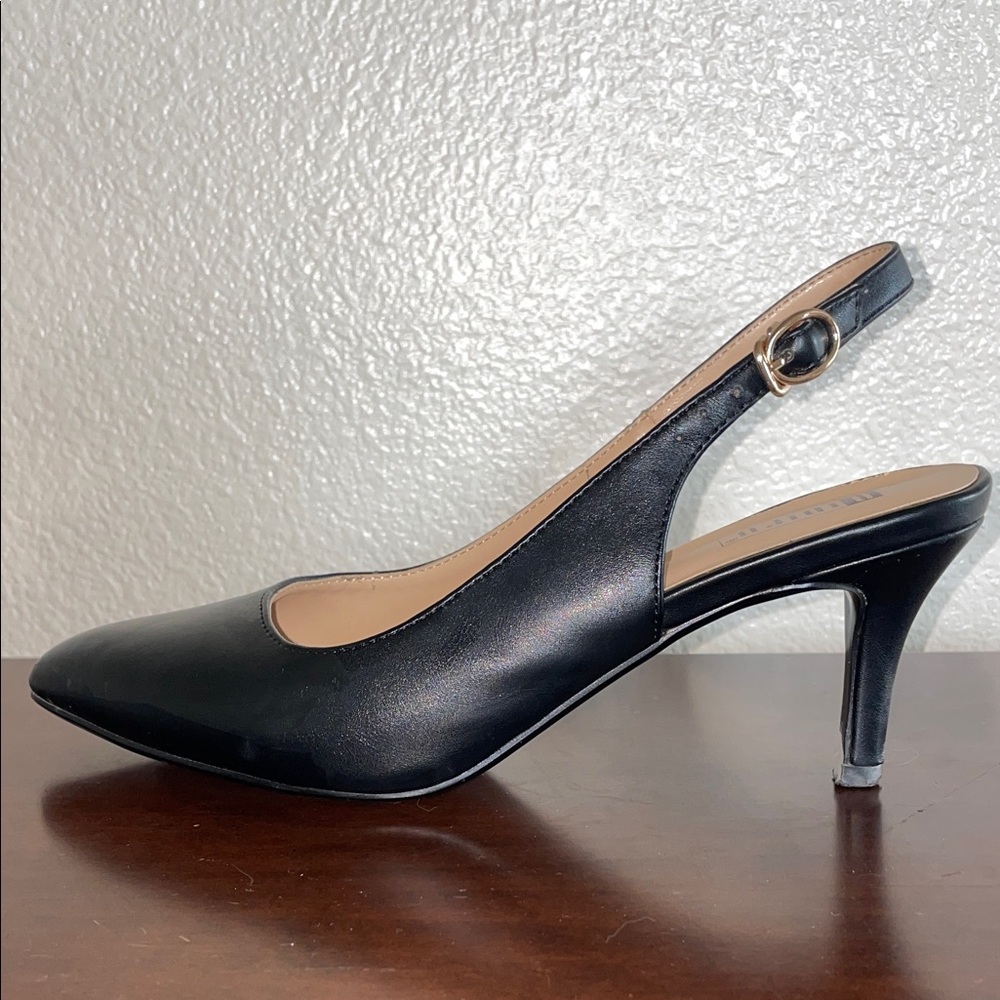 D!D!FU Black Pointed-Toe Slingback Kitten Heels